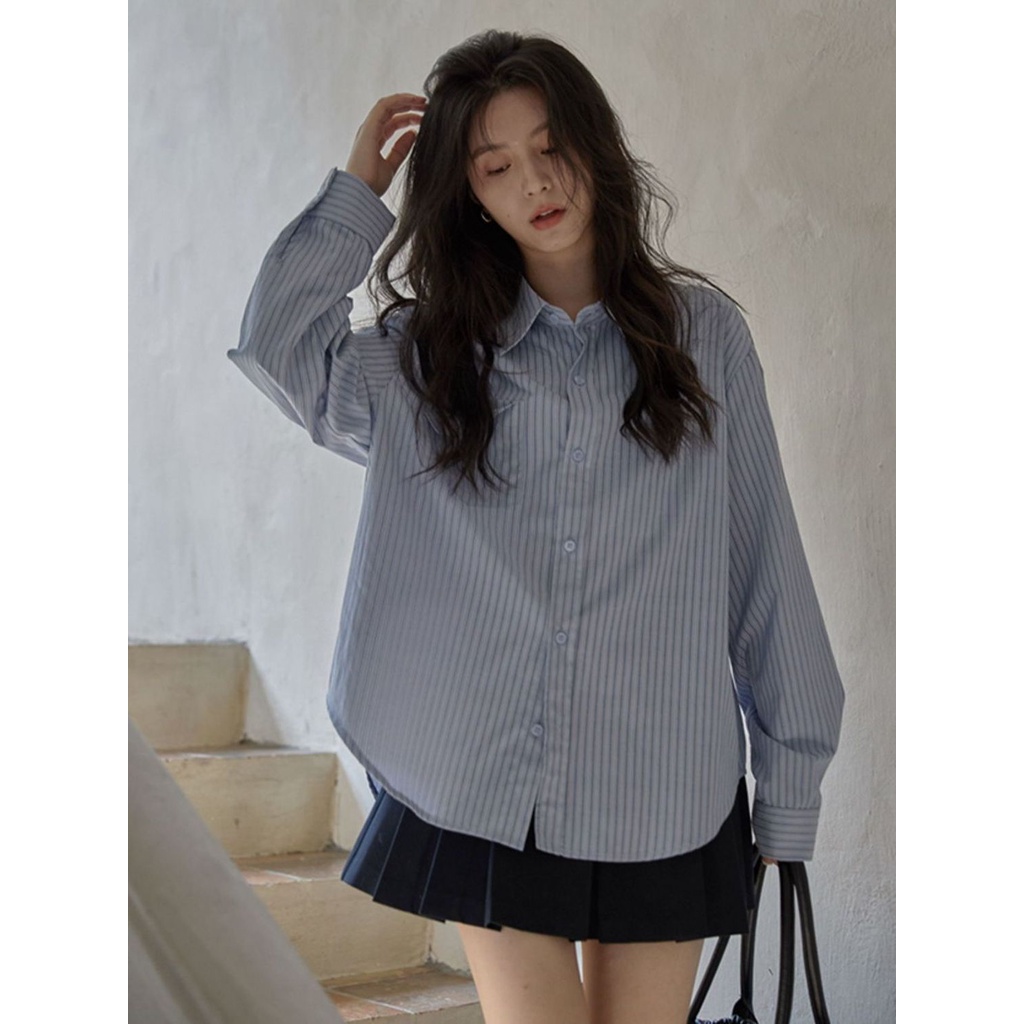 Red 2023 baru musim semi dan musim gugur bagian tipis rasa desain kecil ceruk bergaris Prancis kemeja lengan panjang top coat wanita