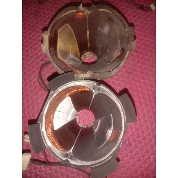 yoke/konde tv politron/digitec jadul model subwofer 21inch