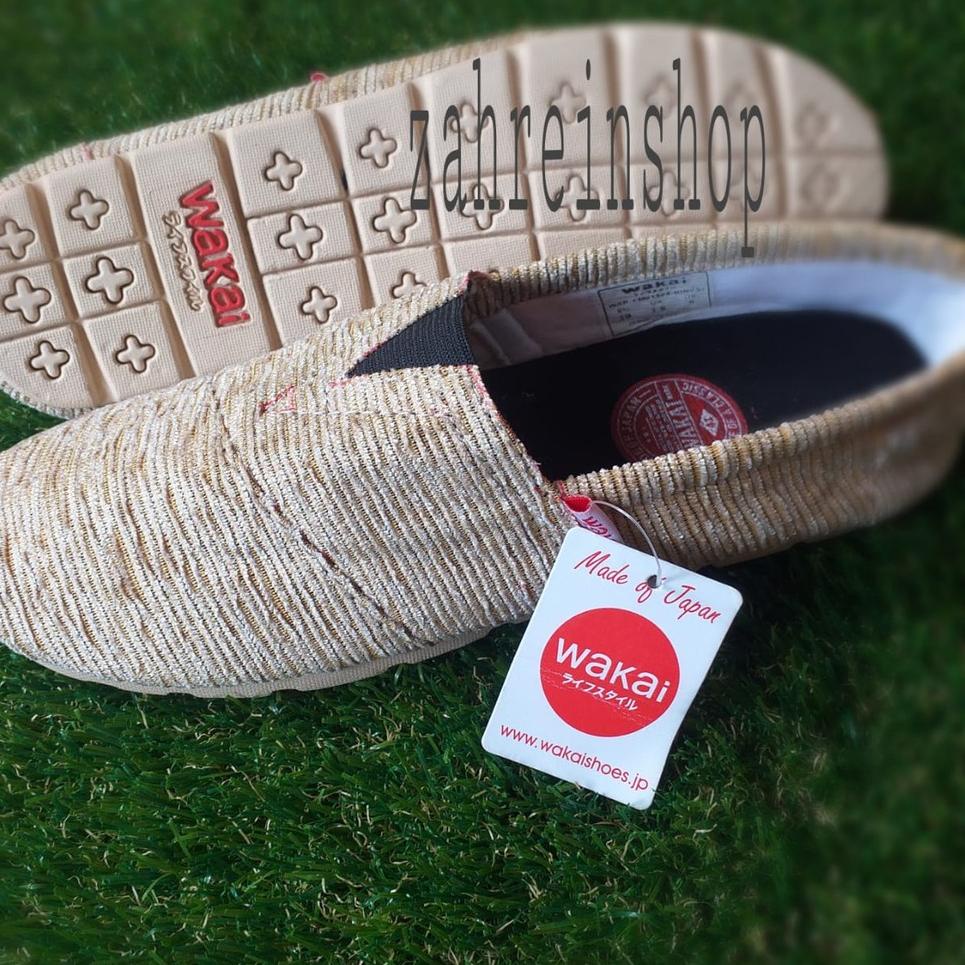 12.12 Promo Brand WAKAI motif Rajut limited edition sol karet pria wanita 36 - 43 gas 