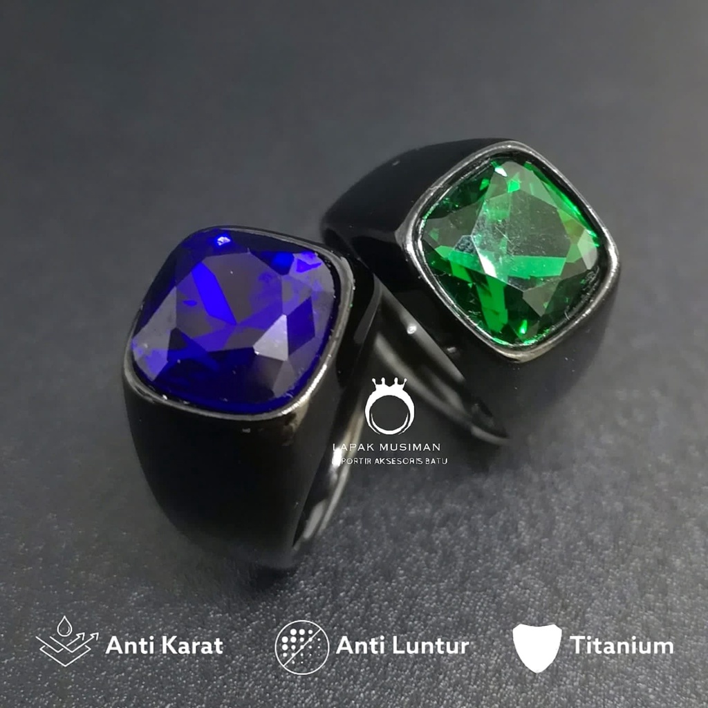 Cincin Pria Titanium Warna Hitam Anti Karat Batu Zamrud Hijau