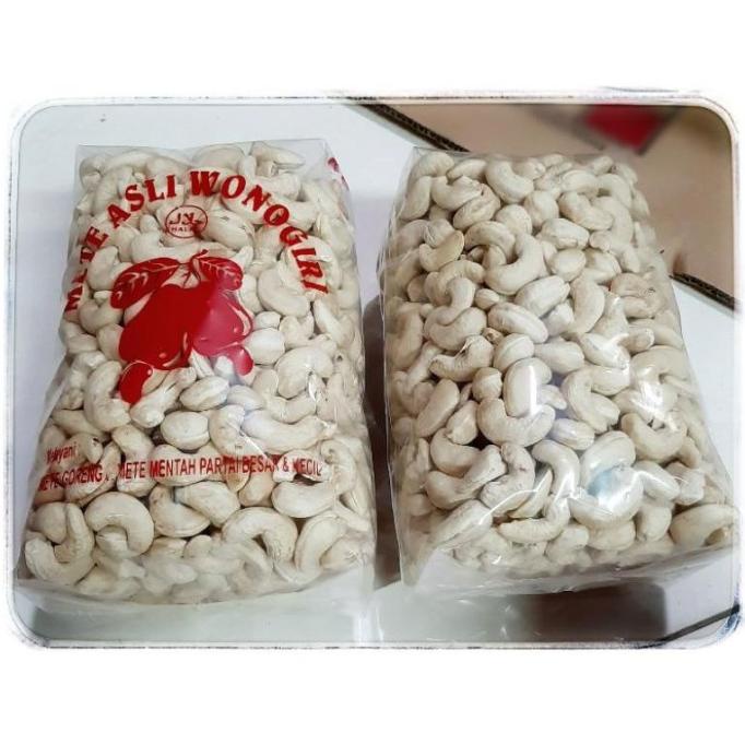 

KACANG MEDE KACANG METE MEDE MENTAH FRESH WONOGIRI 1KG EL09I09A82L