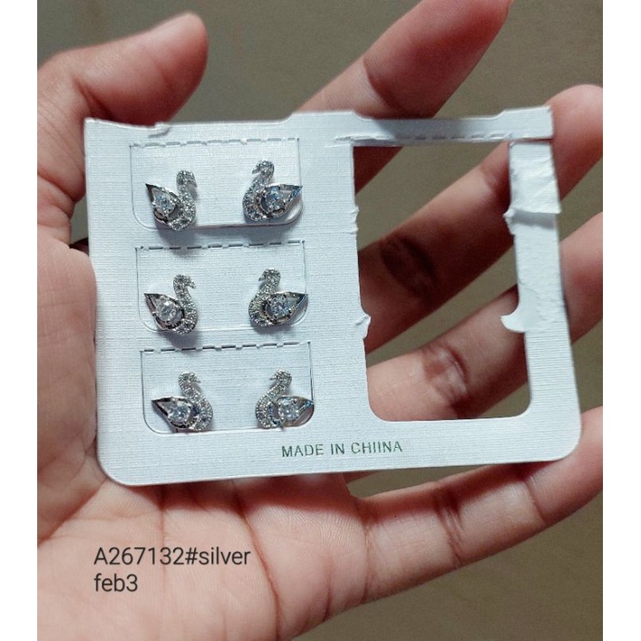 Anting tusuk suweng silver/putih