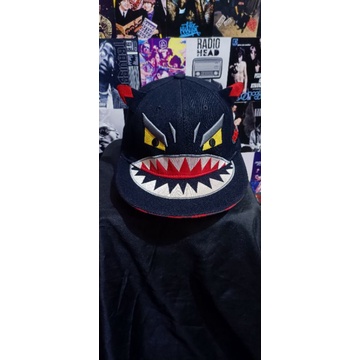 ELSTINKO // ELSTINKO EBONY // Topi Karakter