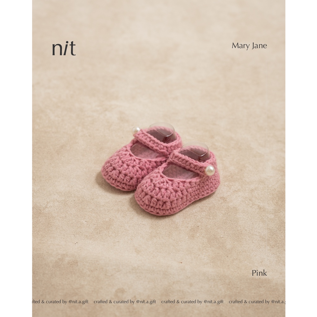 Sepatu Bayi Perempuan  / Baby Shoes / Sepatu Rajut Bayi / Newborn Baby Shoes / Baby Girl Shoes (Pink