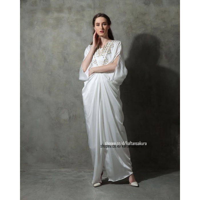 Kaftan Payet Saten Modern Gamis Kaftan Pesta Mewah Busui Putih