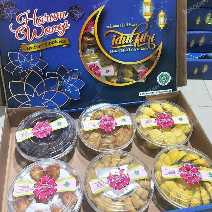 

parcel hampers lebaran kue kering harum wangi