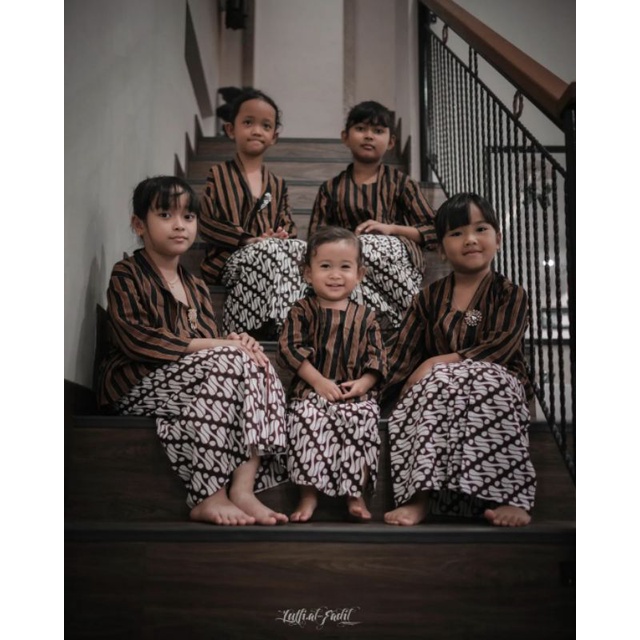 Kebaya Lurik Anak Perempuan || Kebaya Kutubaru Lurik Anak || Kebaya Lurik Anak Harga Grosir