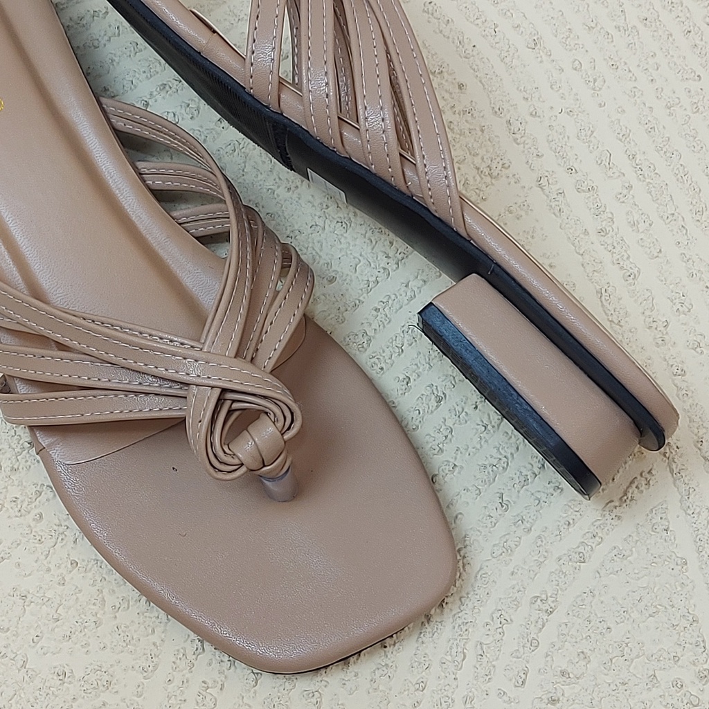 Sandal Wanita Sandal Hak 2 cm DC-05