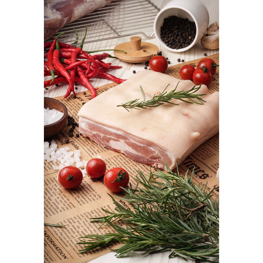 

SAMCAN KULIT / PORK BELLY SKIN ON