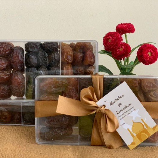 

Kurma ajwa, sukarri dan medjool Super Premium HAMPERS asli Madinah