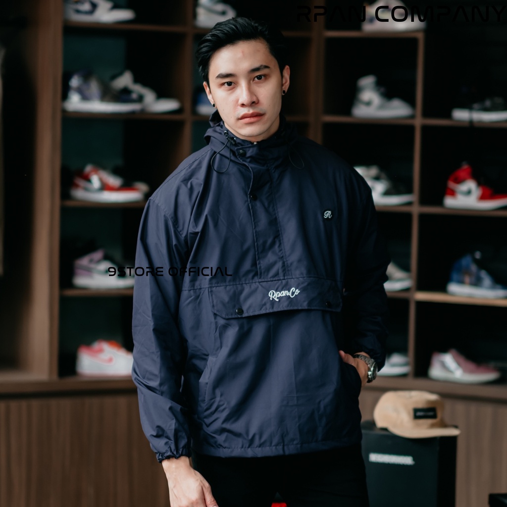 Jaket Cagoule Parasut Pria / Jaket Cagoule Parasut Hoodie Original Distro Pria / Jaket Cagoule RPAN COMPANY / Jaket Parasut Cagoule Bordir / Jaket Kantong Doraemon Pria / Jaket Pria.(BISA COD BAYAR DI TEMPAT).