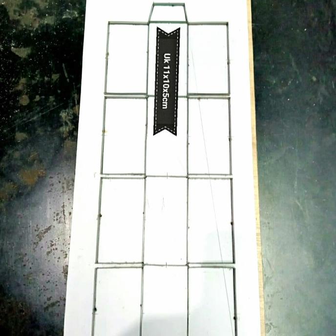

piso b1 uk 11x10x5cm
