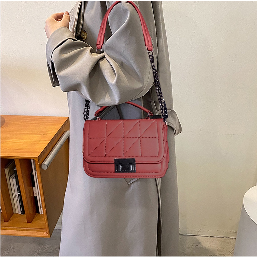 Miniso Sling bag Tas Selempang Wanita Emboss Slingbag