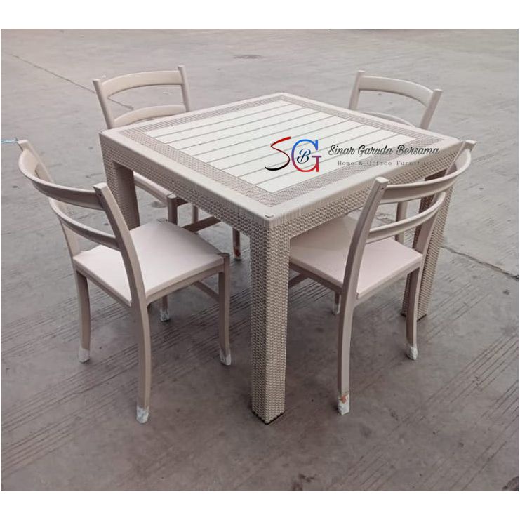 MEJA MAKAN 4 KURSI PLASTIK LEBIH TEBAL DAN BERKUALITAS / MEJA MAKAN HARGA TERJANGKAU