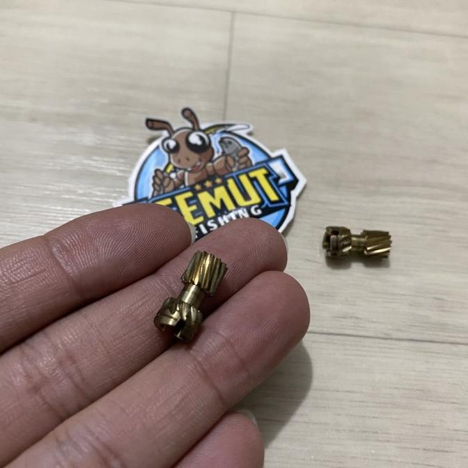 Part Pinion Gear Abu Garcia Revo3 S Left Handle (6.4:1)