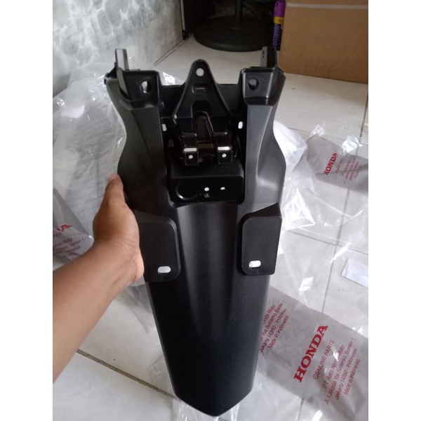 spakbor belakang pcx 150 original