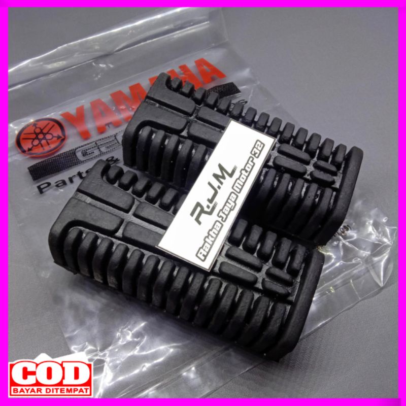 SEPASANG KARET STEP DEPAN YAMAHA F1ZR VEGA R JUPITER Z JUPITER MX RX KING RXS RXK RXZ /KARET PIJAKAN
