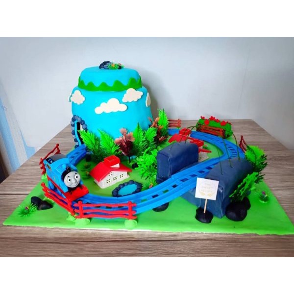 

Cake Kereta Thomas