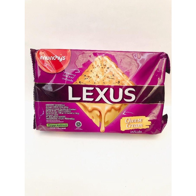 

Munchy's Lexus Sandwich Cracker Cheese Cream