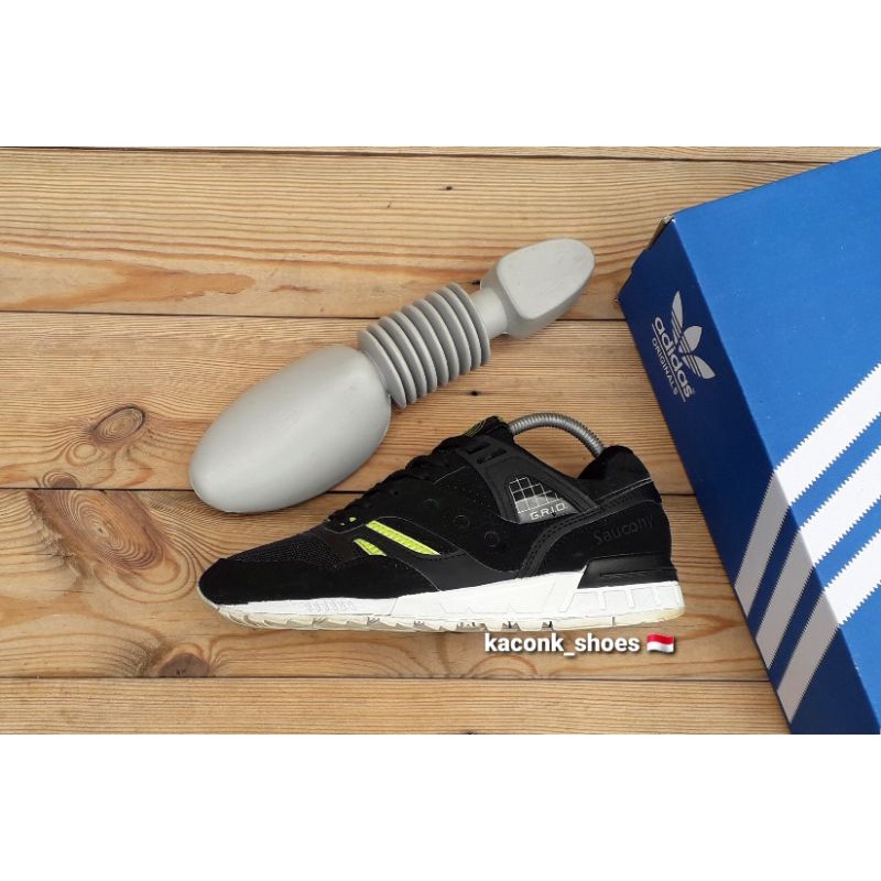 SEPATU CASUAL SNEAKERS SAUCONY GRID 9000 ORIGINAL