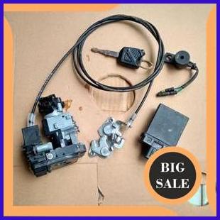 kunci kontak lengkap original copotan vario 150cc 1M4R23 parts