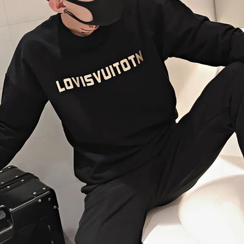 Lovisvuitotn Sweater Black l Sweter Pria Matt Fleece Tebal Premium Oblong Crowneck Korean Style Casual Daily