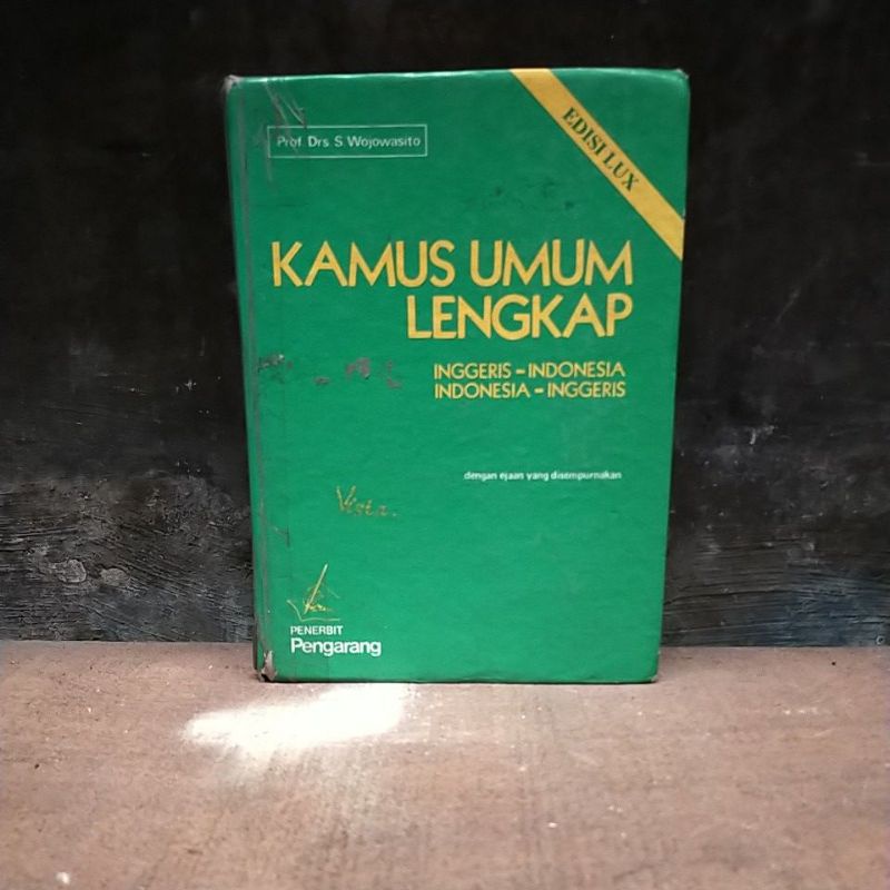 

buku kamus umum lengkap