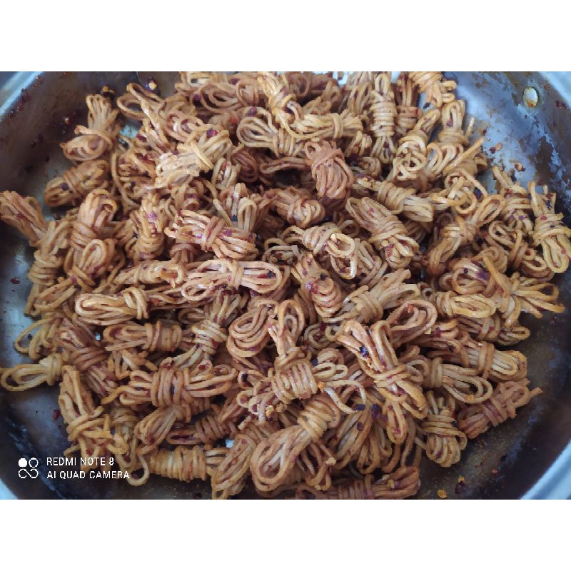 

mie gulung kriuk pedas