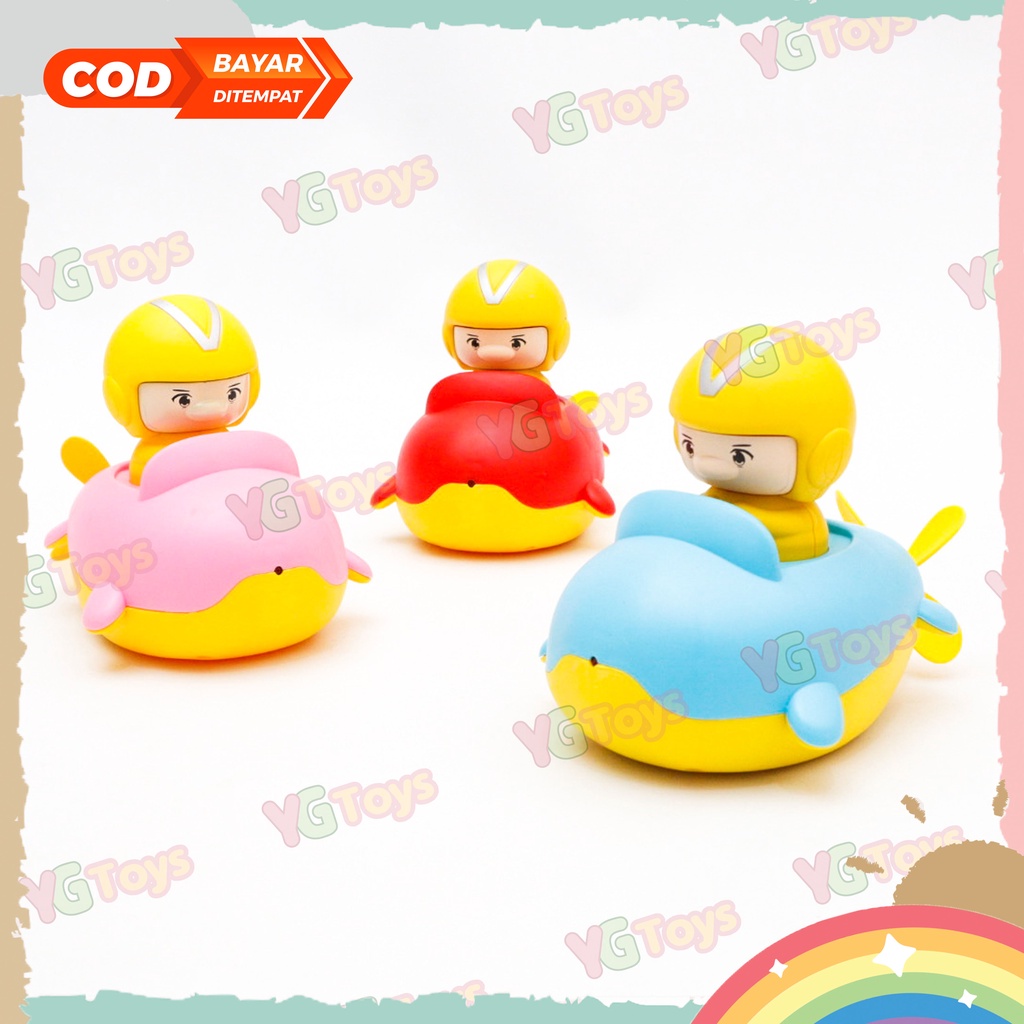 YGtoys Mainan Mandi Anak Kapal Bergerak dan Menembak Dapat Menyemprot Semprot Air Wind Up Toys