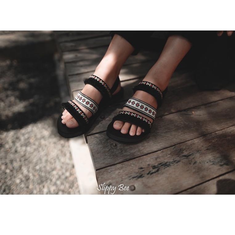 AMS.01Ma23н ◦ Blacky A20 sandal bohemian sandal boho sol tebal empuk sandal wanita casual kekinian s