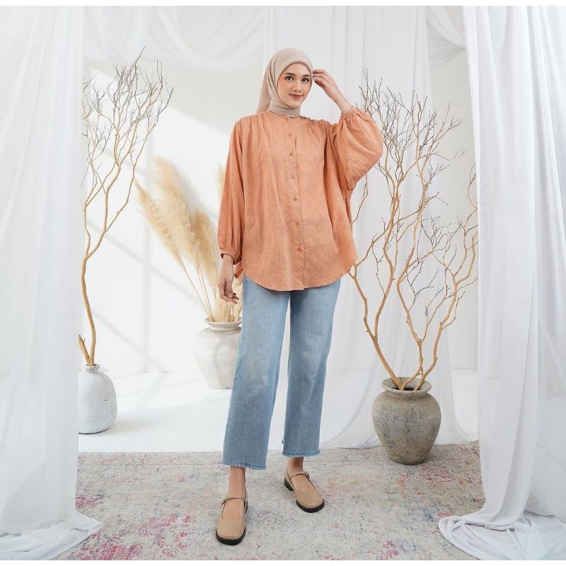 Moira top by fixpose