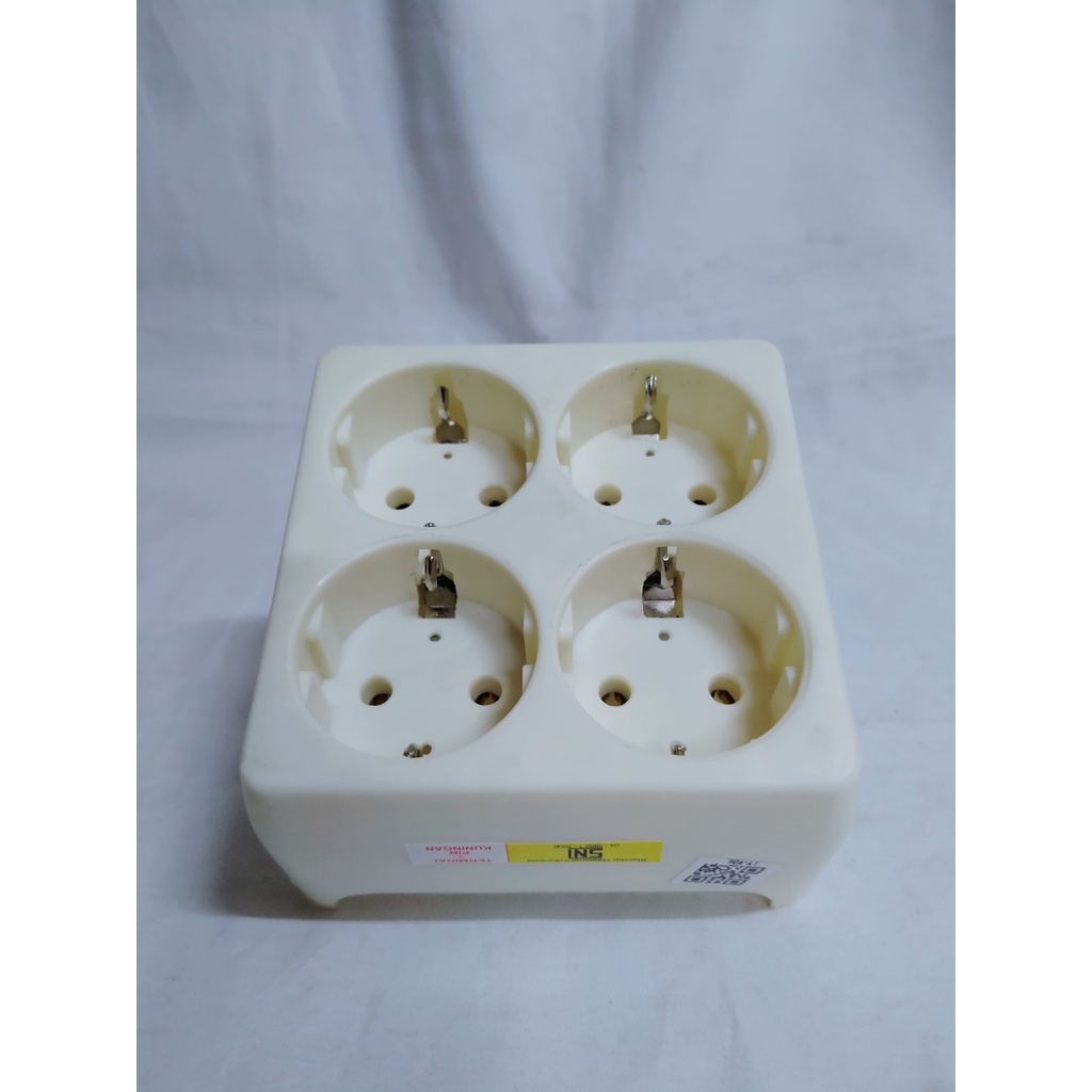 Stop Kontak Outbow 4 in 1 LOYAL LY-906 Stop Kontak Loyal