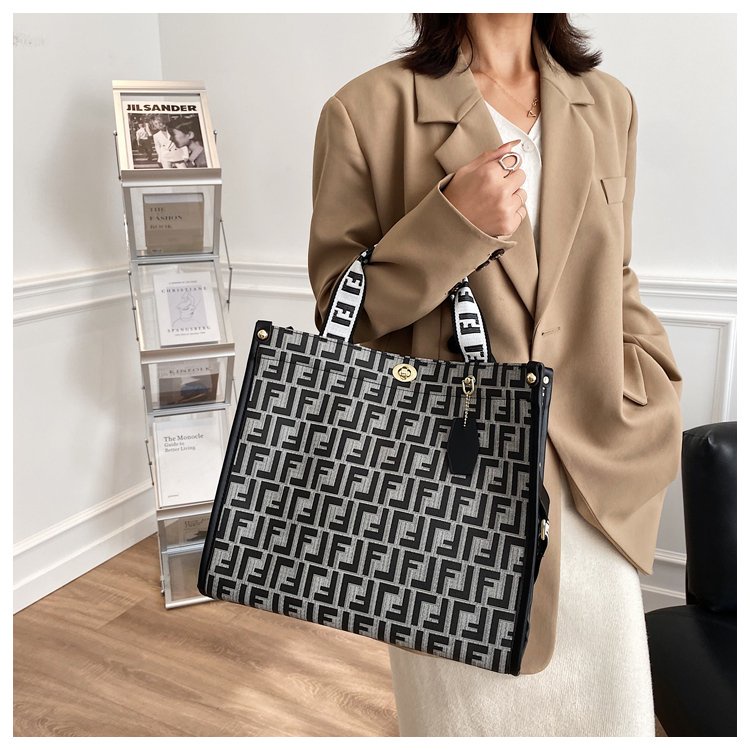 ( 2PC 1KG ) GTBI998881117  New Arrival 2023 !!!  Tas Selempang  Tas Wanita Import  Premium Terbaru