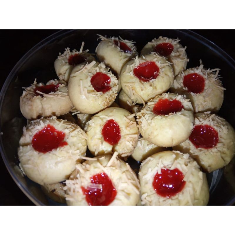 

Kue Kering Thumbprint Keju Strawberry