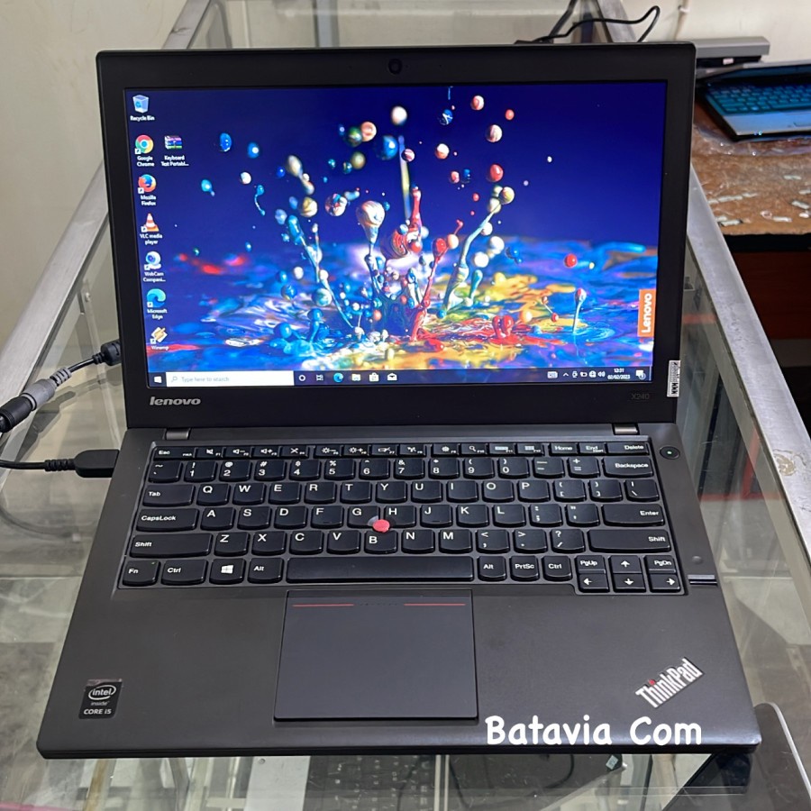 Laptop Lenovo Thinkpad X240 Intel Core i5-RAM 8gb-Bonus Tas Mouse