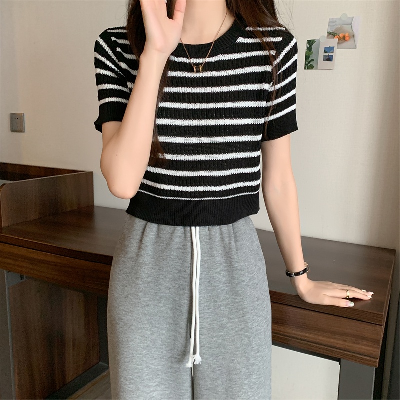 Korean style Kaos Rajut Knit Lengan Pendek Wanita Striped T-shirt