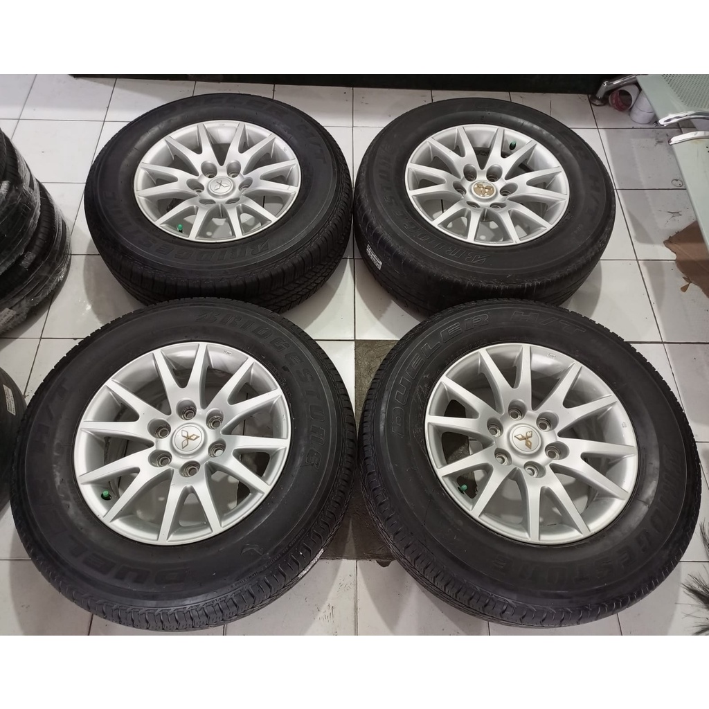 VELG MOBIL SECOND STANDAR PAJERO SPORT RING 17 PCD 6X139,7 + BAN BS(2) 265 65 R17