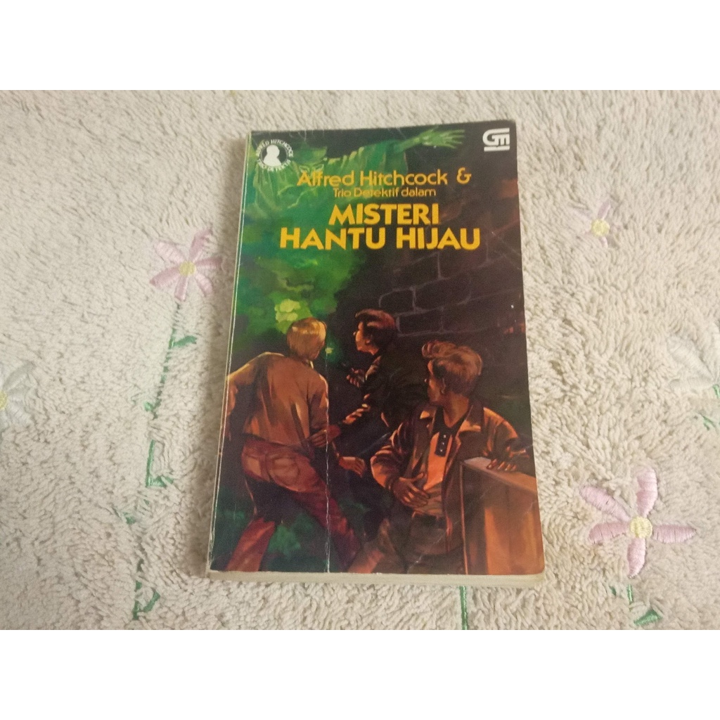 Buku Trio Detektif 'Misteri Hantu Hijau' Preloved