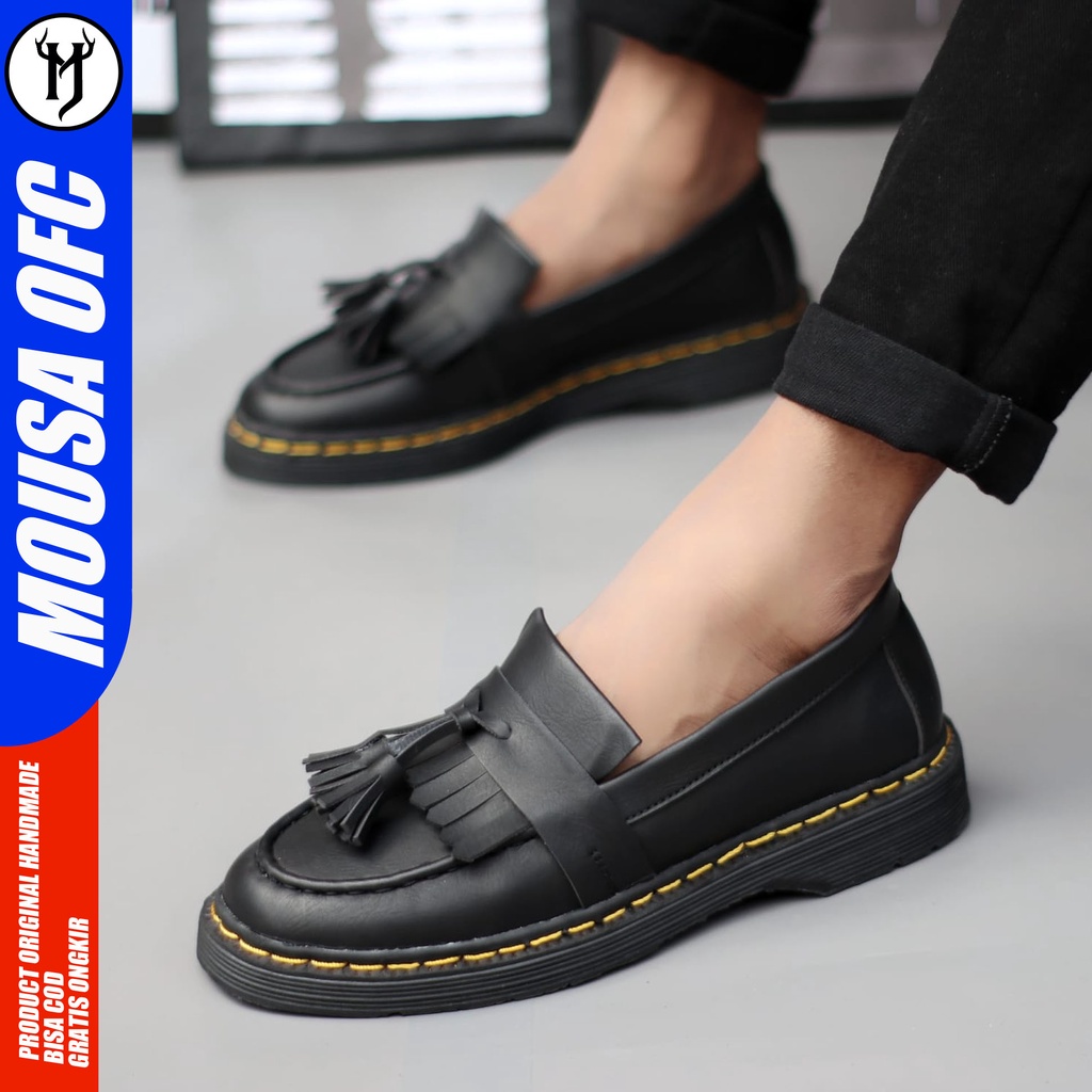 Sepatu Slip On Pantofel Docmart Pria Hitam Mousa Martin