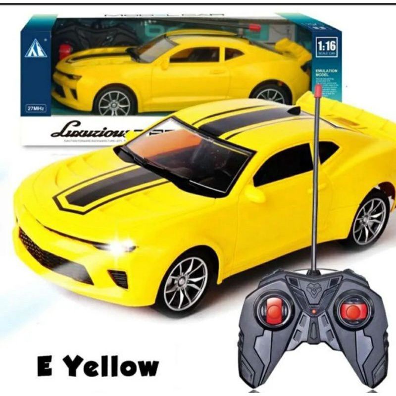 Mainan Remote Control Mobil Luxurious Car 1:16 ada Lampu LED dan Baterai Charge