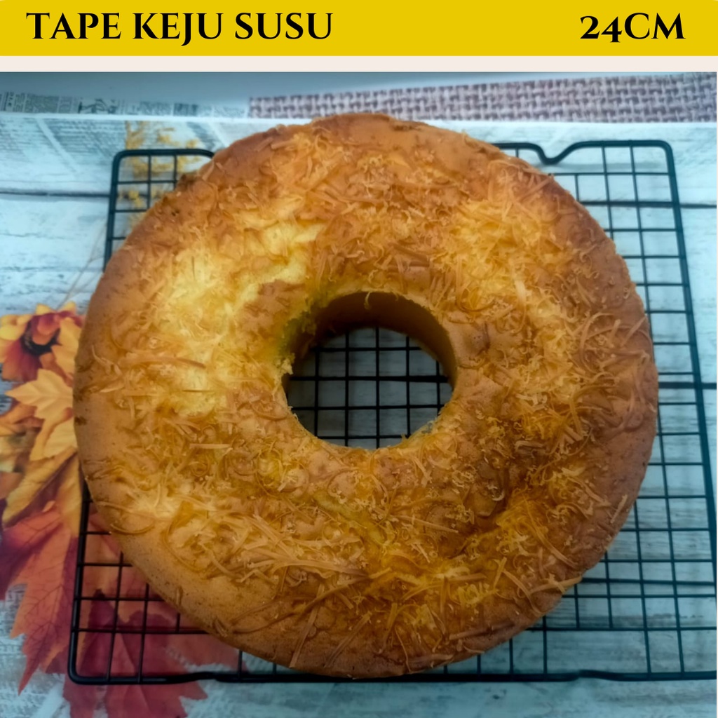 

Kue Bolu Tape Susu Keju Panggang 22cm