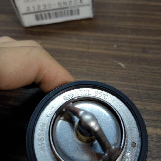 Thermostat X-Trail T30 T31 2.5 Cc Original