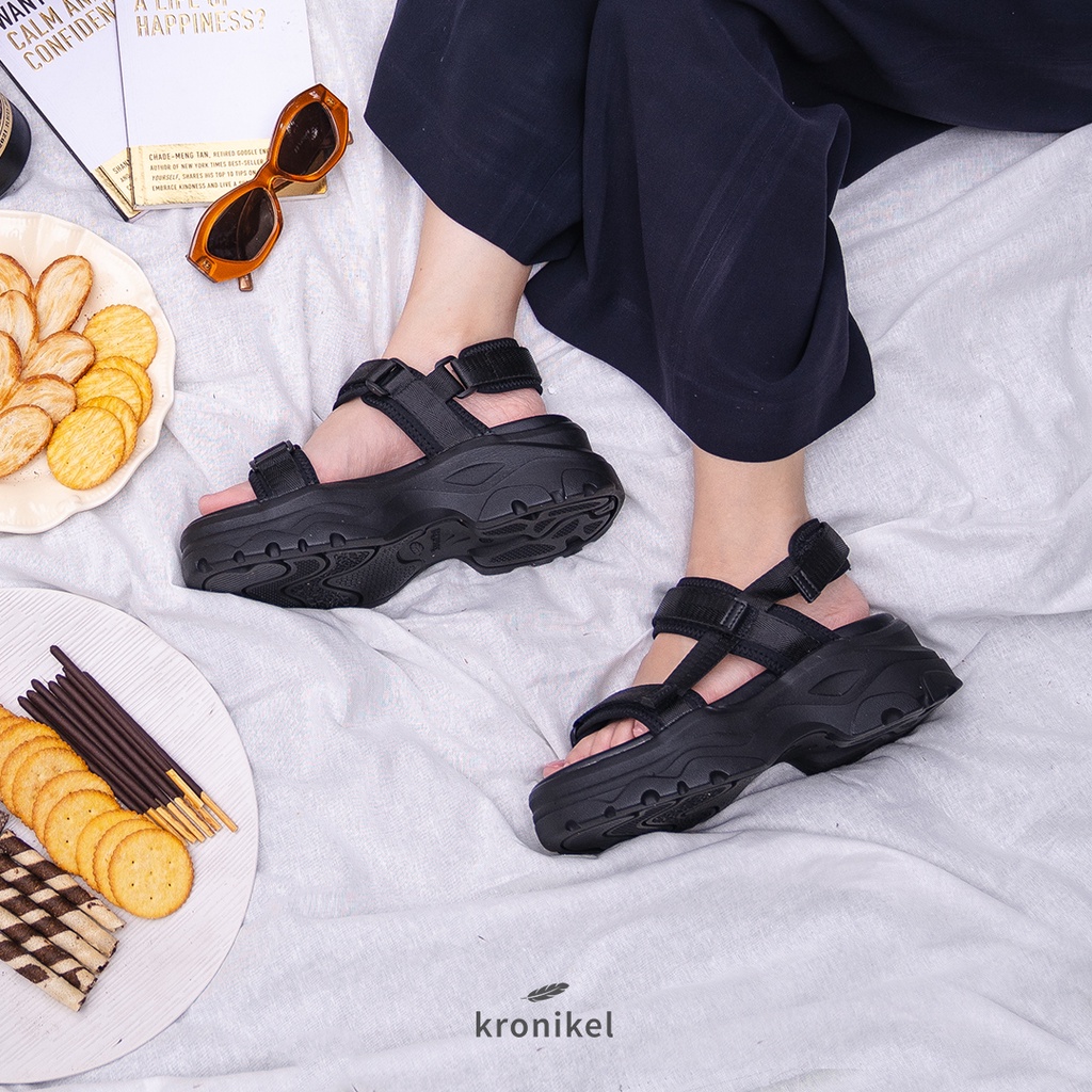 [PREMIUM LOKAL BRAND] KRONIKEL PROJECT // CELINE CHUNKY SANDALS