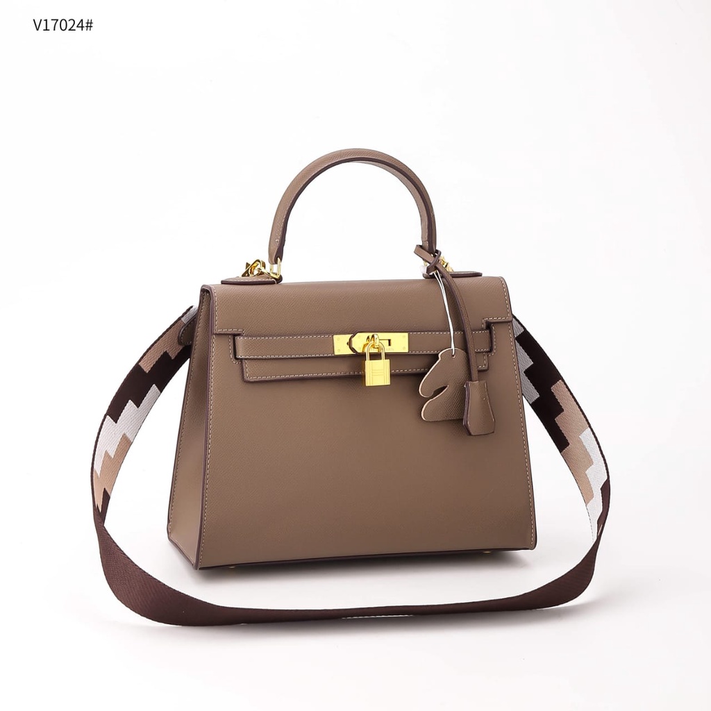 BAG 28 Epsom Sellier Bag's Gold Hardware V17024