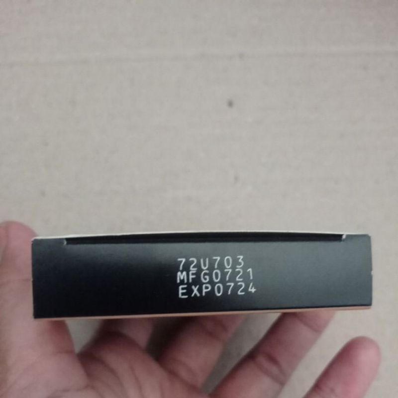 MAYBELLINE FIT ME MATTE+PORELESS POWDER SPF 28 exp Juli 2024