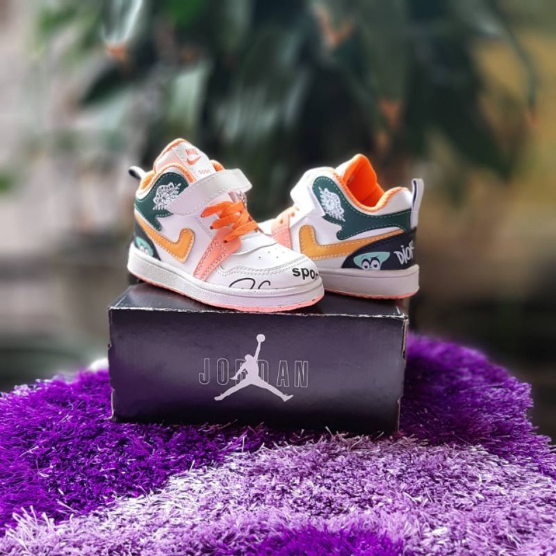 Sepatu Anak Premium High Quality Anak Laki Laki Perempuan Umur 1 2 3 4 5 6 7 8 9 10 Rekomendasi Kado Anak Grade Original 100% Sepatu Nike Jordan Anak Jordan Kids Import Sepatu Basket Olahraga Anak