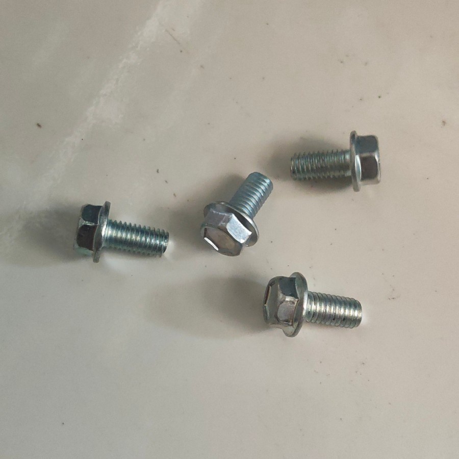 Baut Spakbor depan W175
