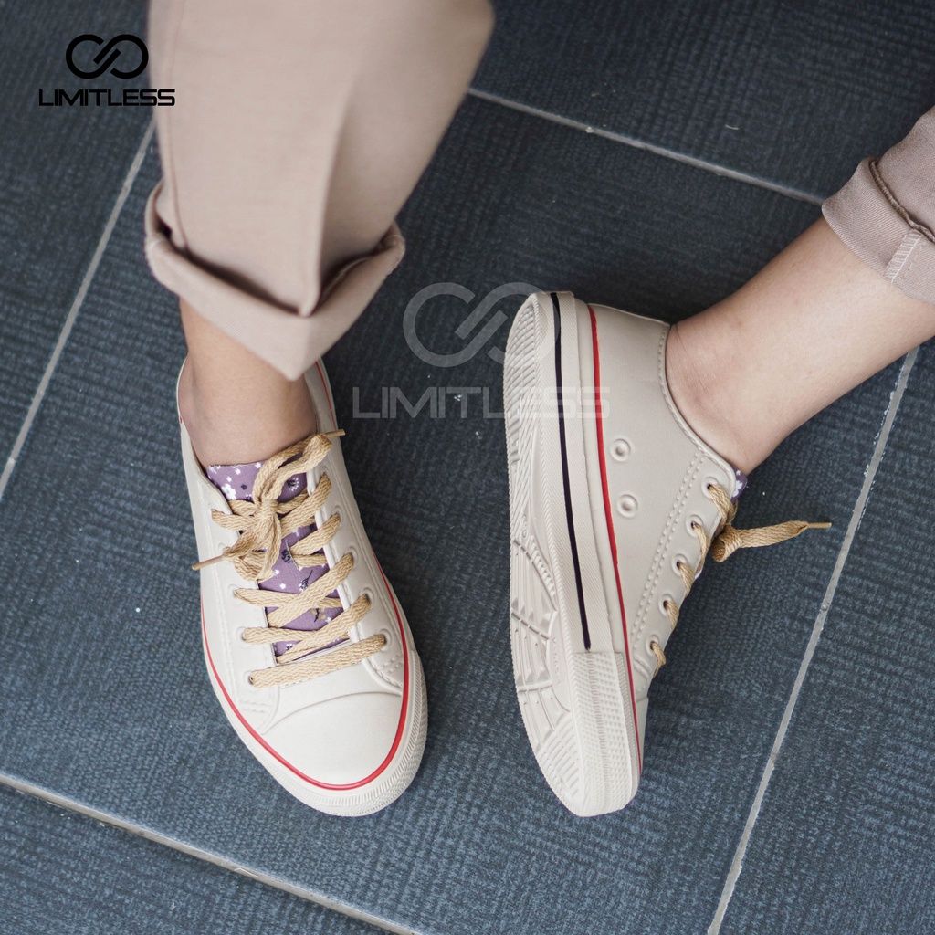 Sepatu Sneakers Wanita Fashionable Bertali Premium Terbaru Trendy Casual High Quality Sneaker Cewek Kekinian Eva Polos