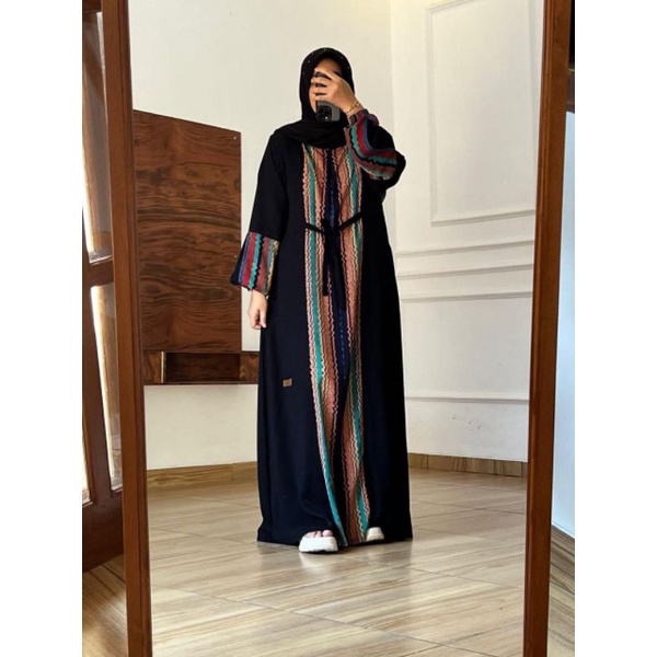 nadheefa dress hitam motif