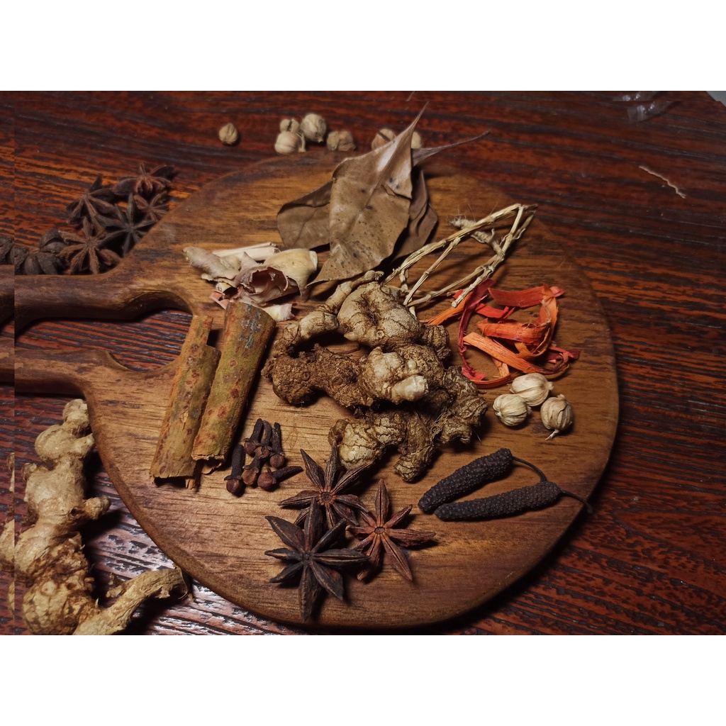 

Hampers wedang rempah dan kopi